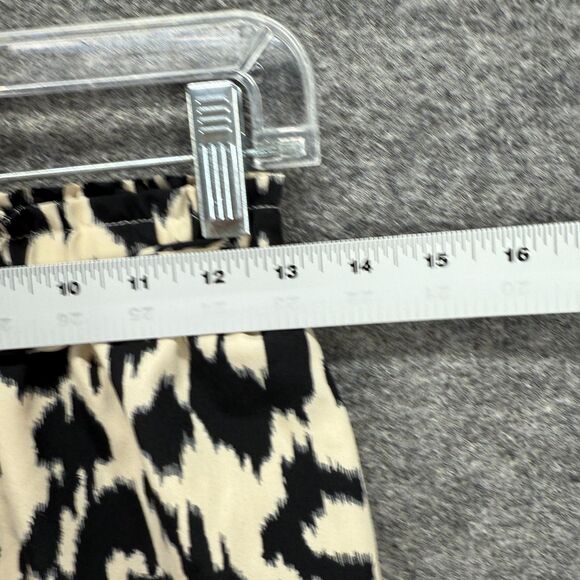 SheIn Shorts Womne S Small Beige Animal Print High Rise Hot Pants Pull On Belted - Picture 3 of 6